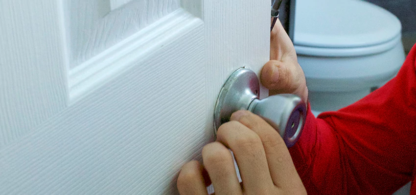 Vintage Door Knob Replacement in Palm Springs, CA